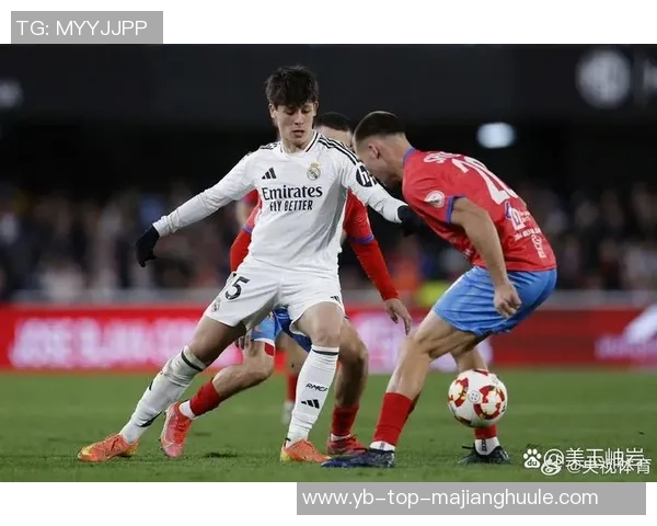 杜埃伤愈复出后首次进球精彩瞬间远距离单刀破门助球队再添胜利