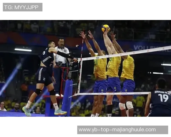 维尔茨弗林蓬布拉德利因伤缺席利物浦今日训练引发关注